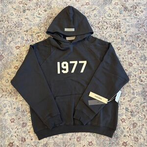 Iron 1977 Essentials Hoodie